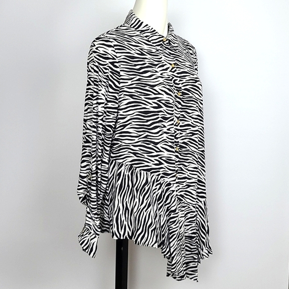 COMO Vintage Assymetrical Blouse  Roll Up Sleeve Ruffle Zebra Print Size XL - Picture 2 of 9